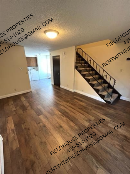 780 East 275 North - 3